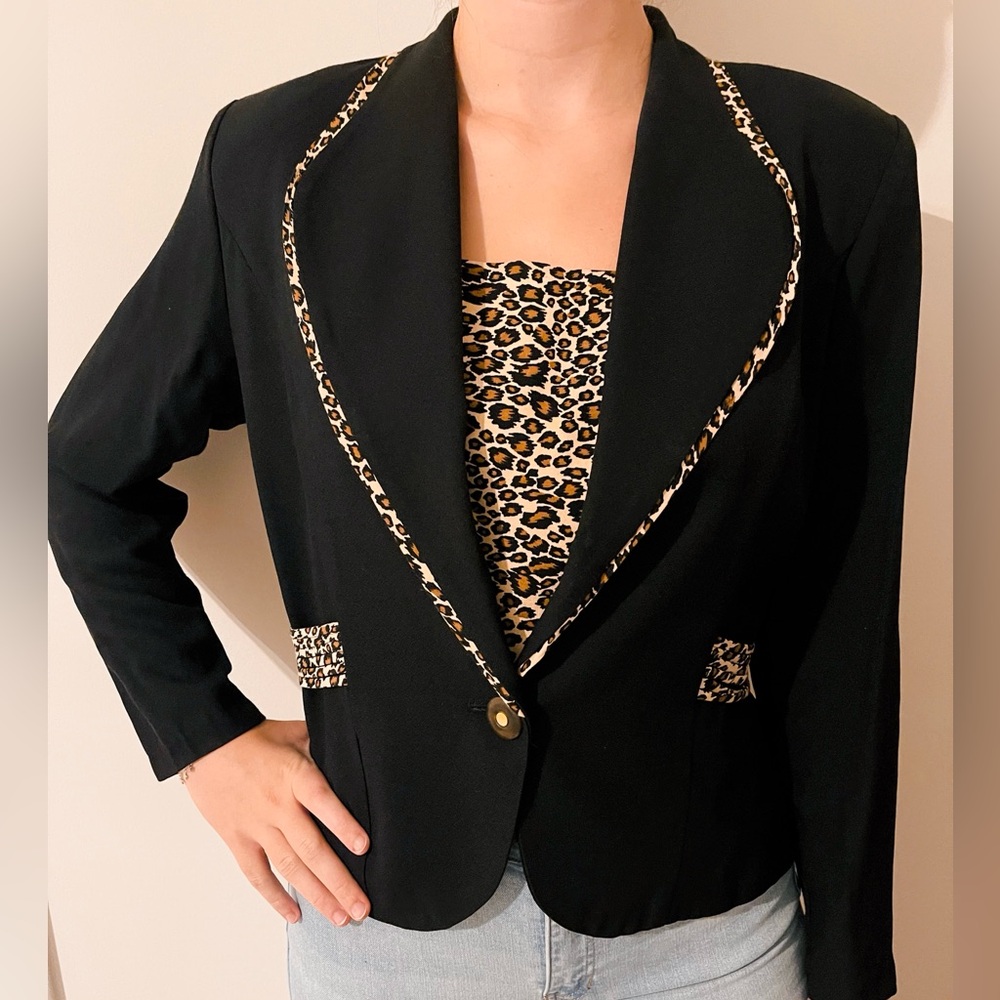 Miranda Faith vintage black leopard blazer size M